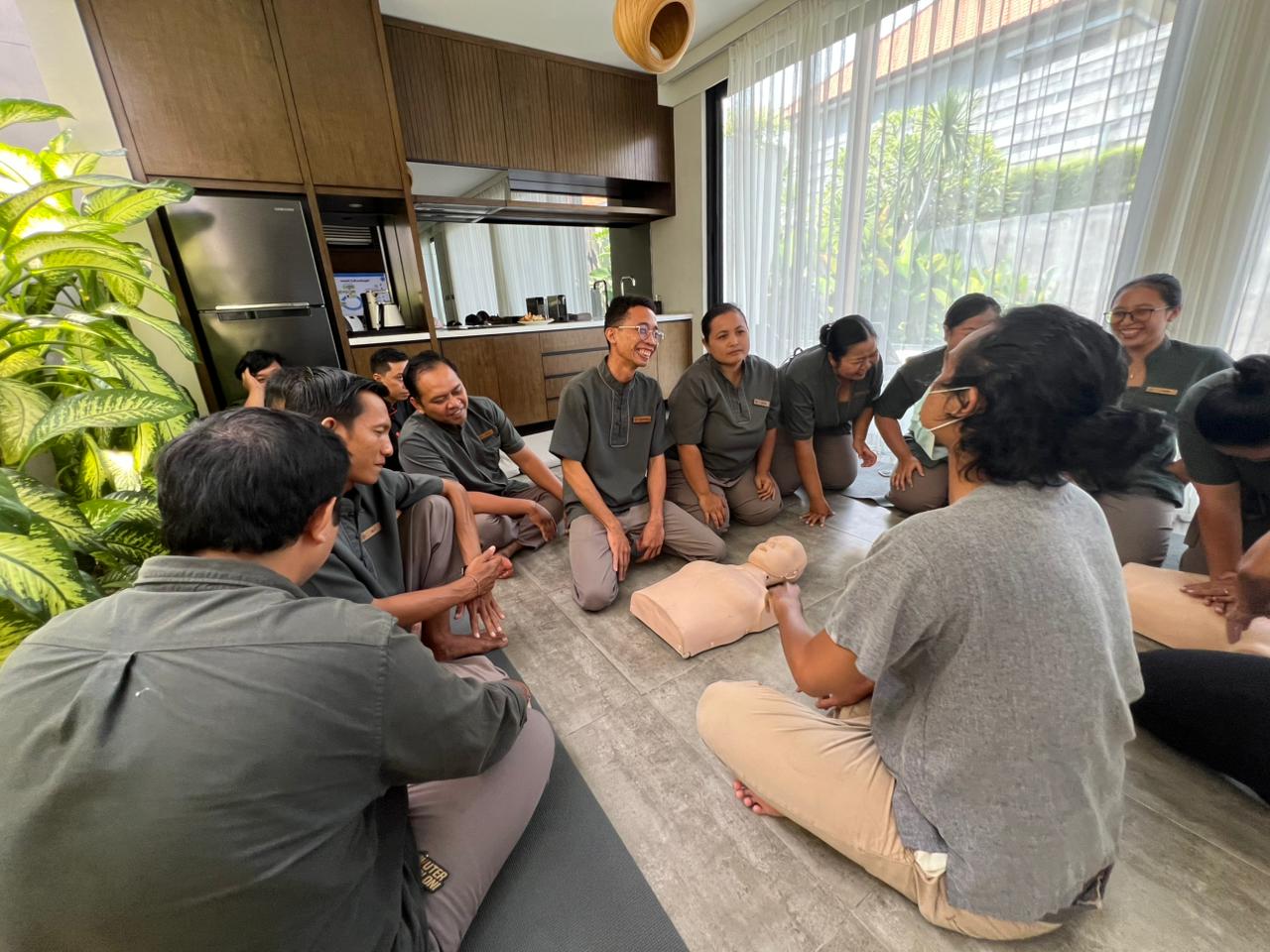BLS training at Inspira Villa, session photo 2