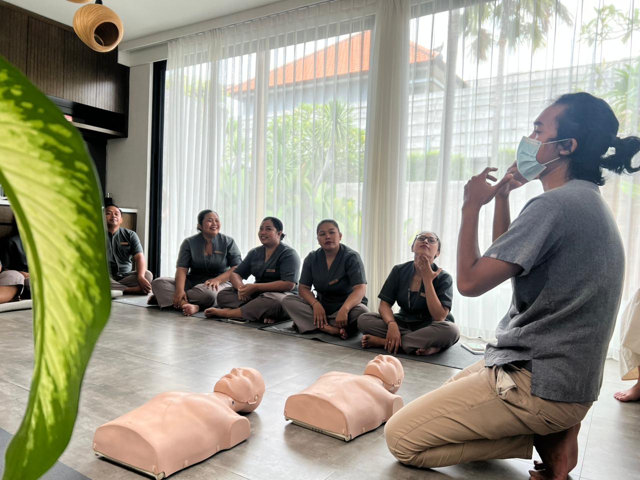 BLS training at Inspira Villa, session photo 6
