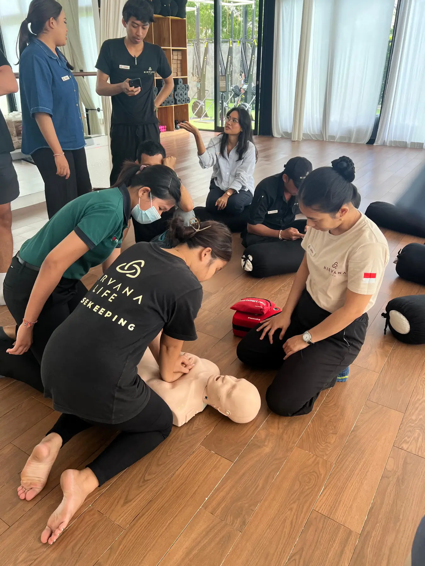 BLS training at Nirvala Life Bali, session photo 5